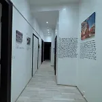 Fivehostel