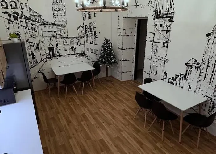 Fivehostel